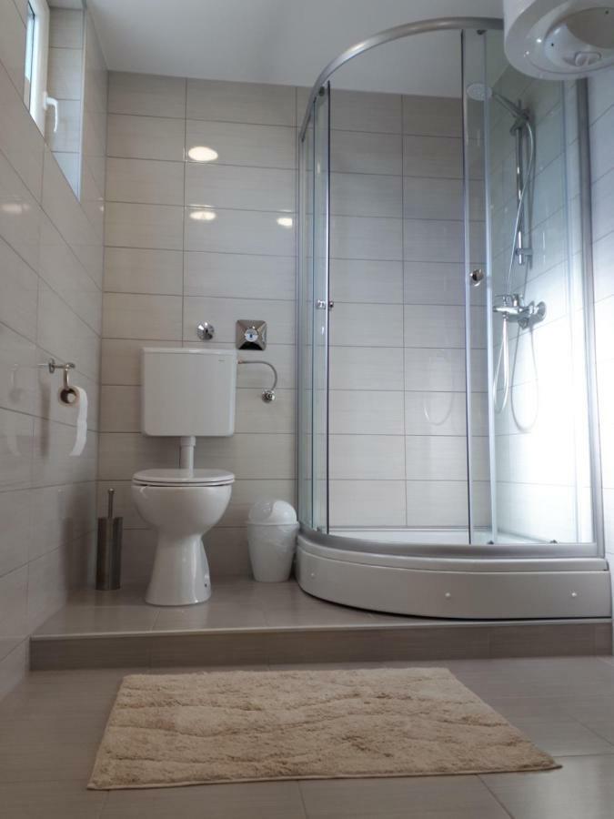 Apartman Skribulja ジュパニャ エクステリア 写真