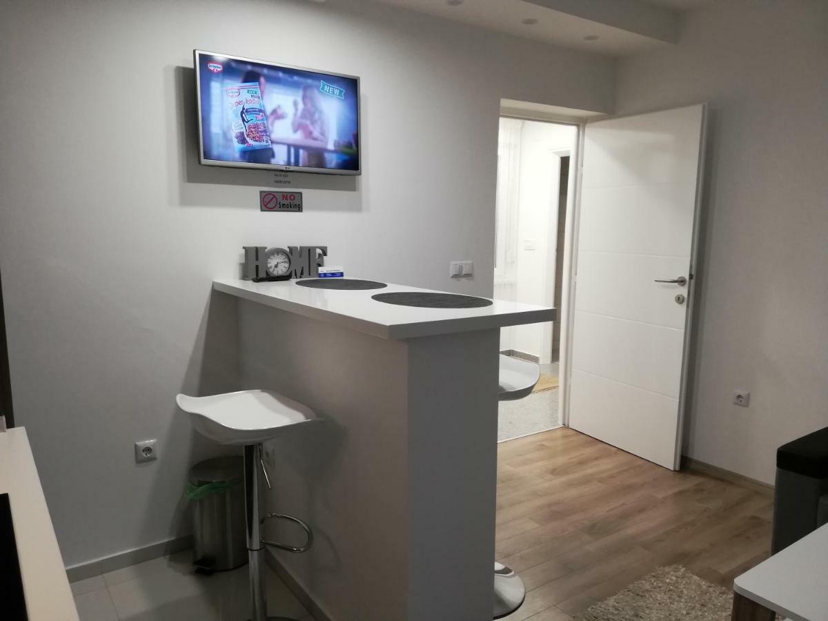 Apartman Skribulja ジュパニャ エクステリア 写真